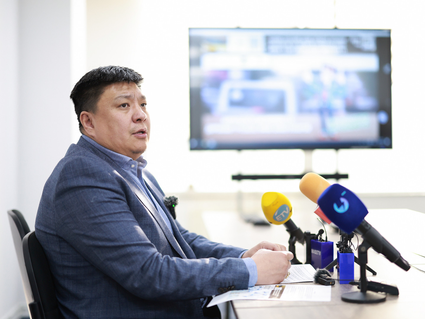 Ч.Батзориг: Тээврийн хэрэгслийн гэрчилгээгээ цахимжуулахад төлбөр төлөхгүй