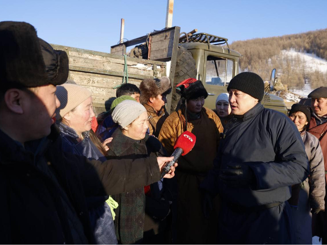 Зургаан сайдаар ахлуулсан шуурхай баг зудтай аймгуудад ажиллаж байна