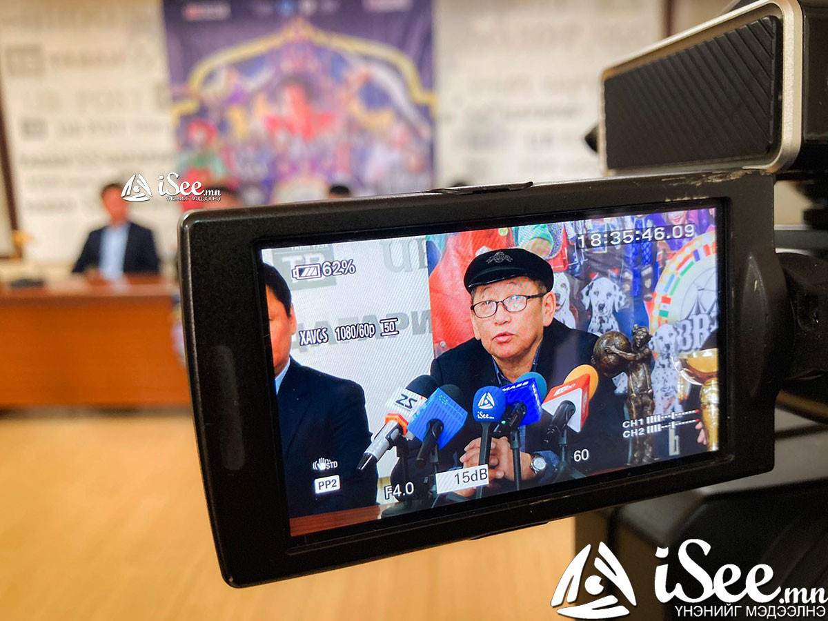 ШУУД: “Браво циркус-4" буюу "Монгол гайхамшиг" тоглолтын уран бүтээлчид мэдээлэл хийж байна