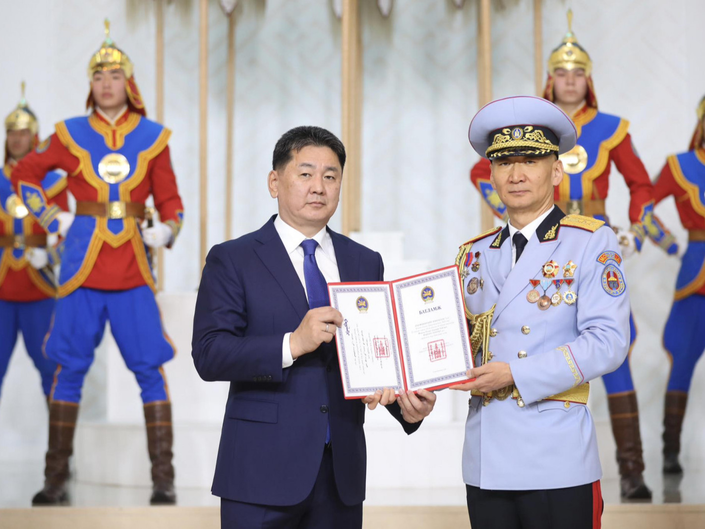 Монгол Улсын Ерөнхийлөгч У.Хүрэлсүх цэргийн дээд цол хүртээв
