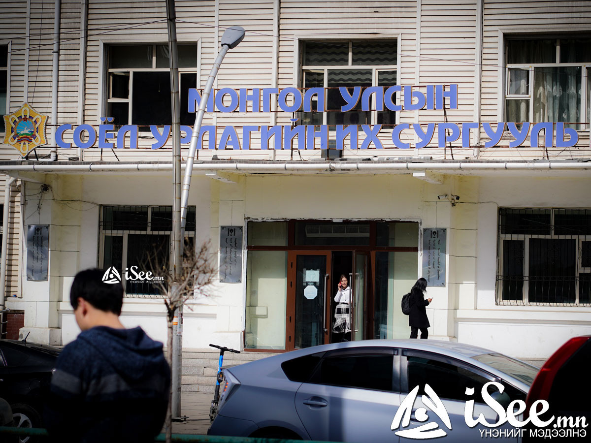 ВИДЕО: "СУИС-ийн оюутнууд  доод курсийн оюутнуудаа хүчирхийлдэг байсныг үгүйсгэхгүй. Одоо ийм зүйл байхгүй" гэв