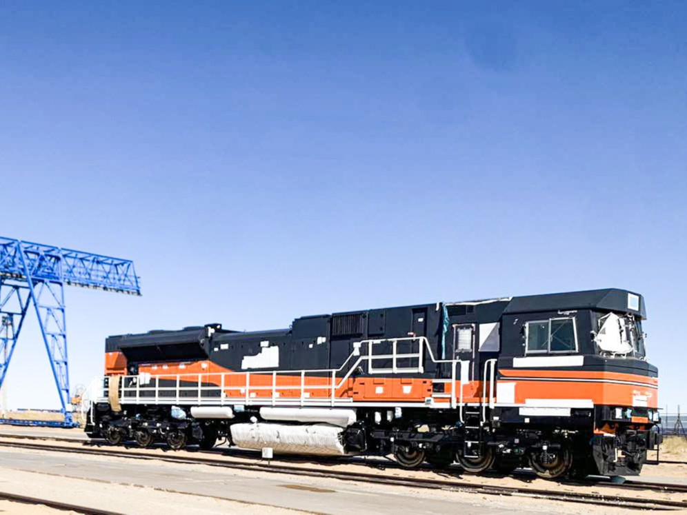 Дараагийн ээлжийн дөрвөн шинэ зүтгүүр АНУ-аас Замын-Үүд боомтод иржээ