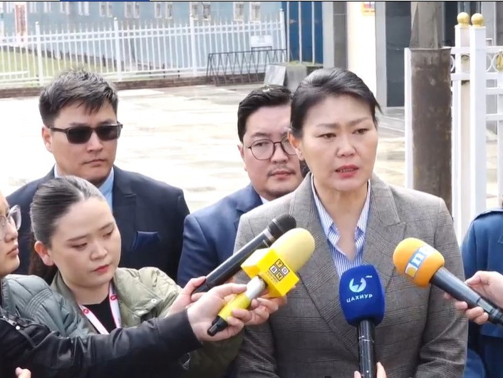 АН: МҮОНРТ нь улс төрийн агуулгатай, гүтгэлэгт нэвтрүүлгийг цацаж хууль зөрчсөн учир АН-аас уучлалт гуйхыг шаардаж байна 