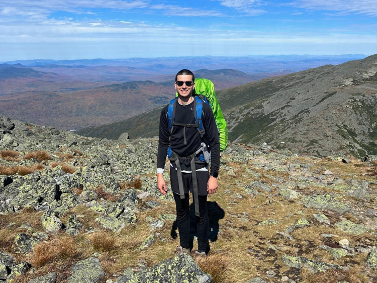 ТОДРУУЛГА: Гадаадын жуулчин зодуулсан гэдэг нь худлаа, хээр гэдэс нь өвдчихсөн явж байхад нь эмнэлэгийн тусламж үзүүлж, хот руу буцаасан