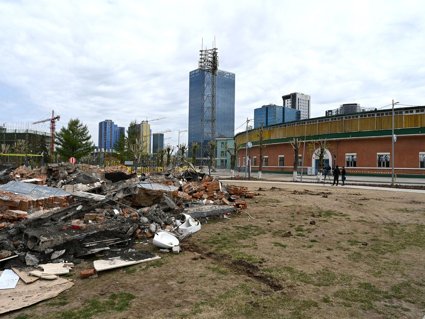 Ж.Энхжаргалан: Үндэсний их баяр наадмын бэлтгэл ажлын хүрээнд Төв цэнгэлдэх хүрээлэнг засварлаж байна