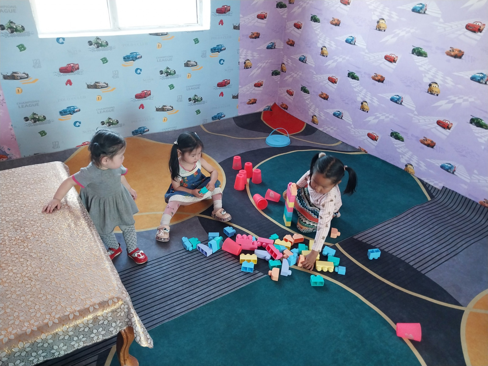 Хилийн салбаруудад хүүхэд харах үйлчилгээ нээжээ