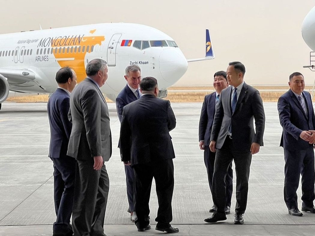 Б.Мөнхтамир ур чадвараараа Олон улсад үнэлэгдэж, Азийн зах зээлийг хариуцахаар болжээ