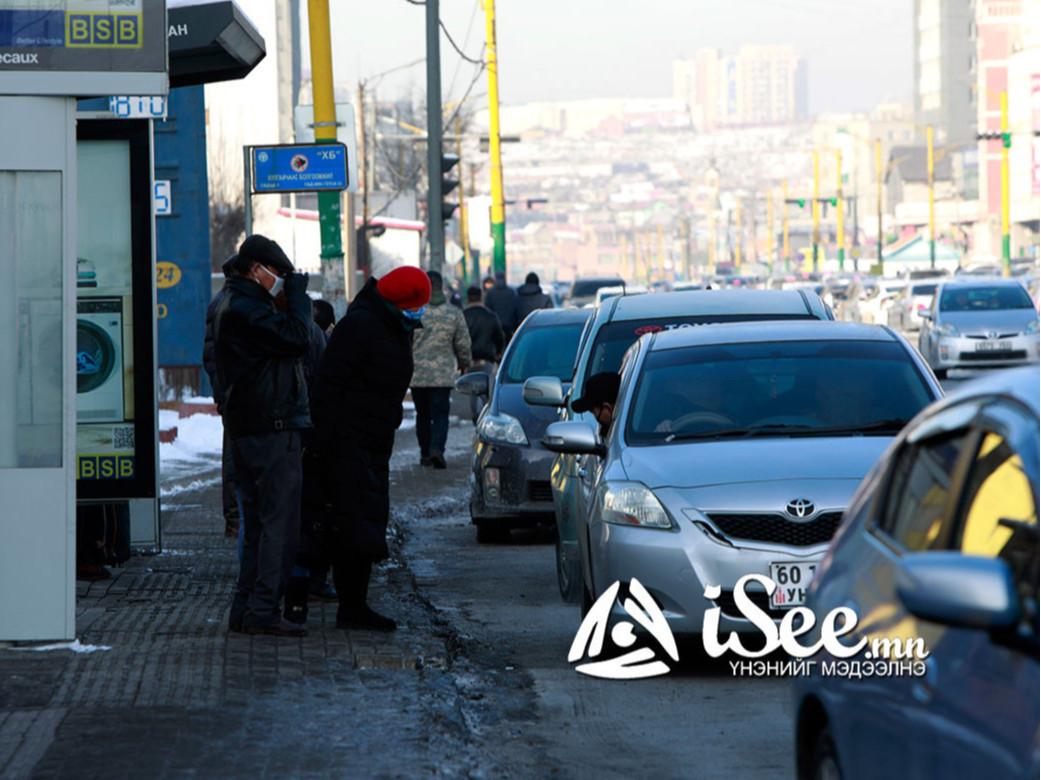 Ирэх сарын 15-наас эхлэн зөвшөөрөлгүй такси үйлчилгээ эрхэлсэн иргэнийг таван саяар торгоно