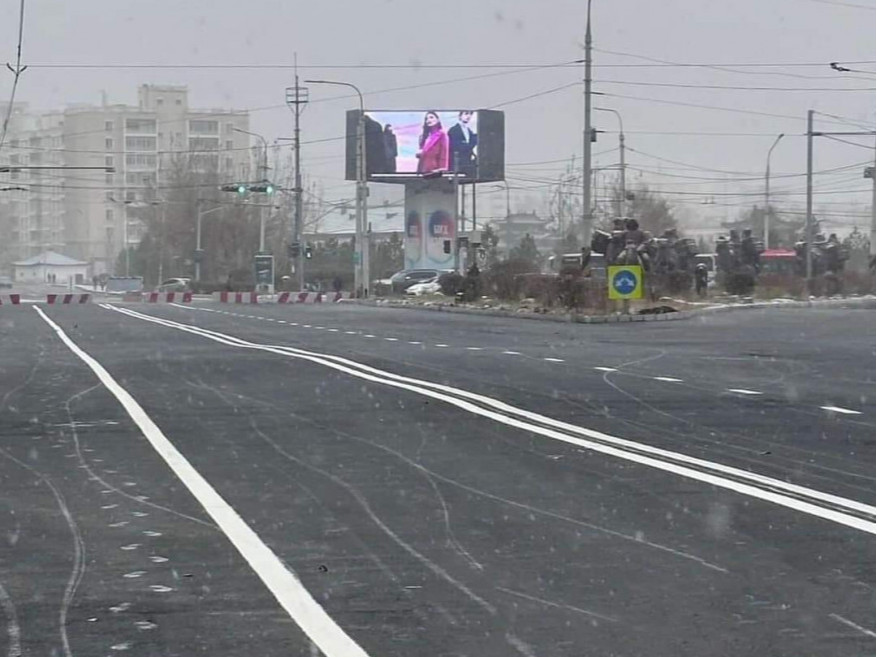 Хүйтний улмаас засвар хийсэн авто замд долгио үүссэн тул гүйцэтгэгч компани өөрсдийн хөрөнгөөр дахин засварлахаар болжээ