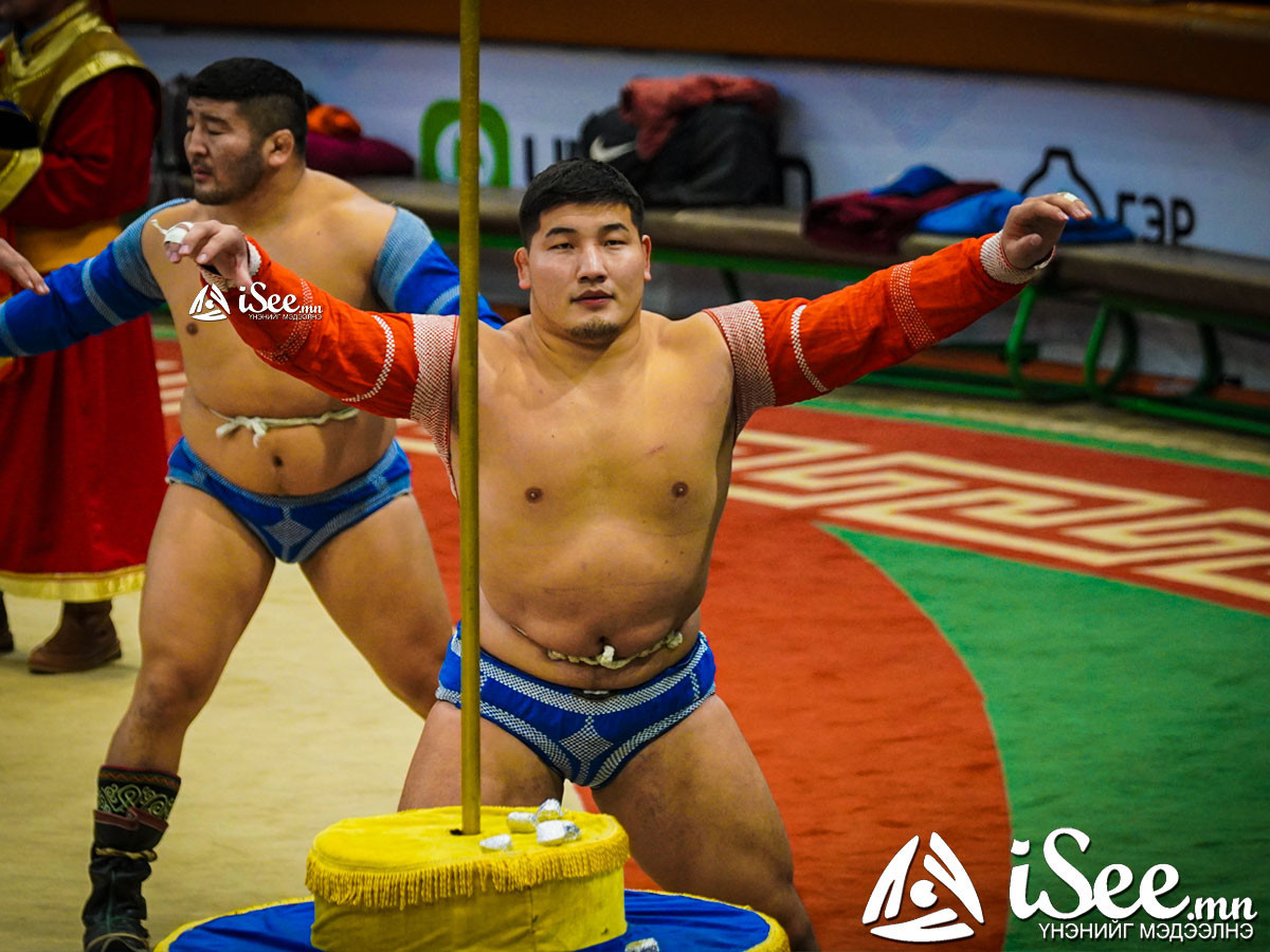 Улсын аварга П.Бүрэнтөгс, О.Хангай, Улсын арслан Б.Орхонбаяр, Э.Батмагнай нарын 128 бөхийн барилдаан өнөөдөр болно