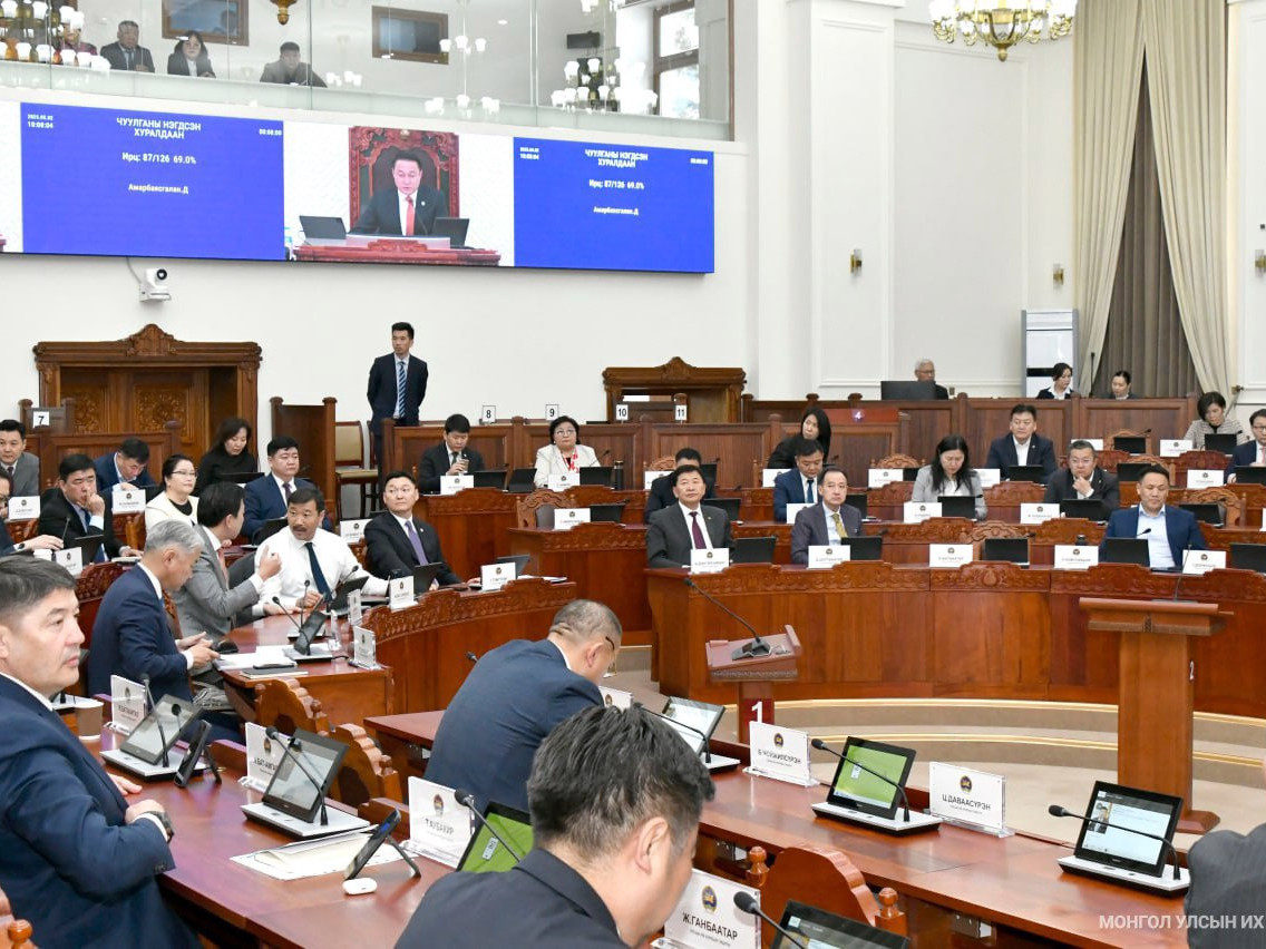 Импортын гурил, улаанбуудай, малын тэжээлээс энэ сарын 20-ноос татвар авч эхэлнэ 
