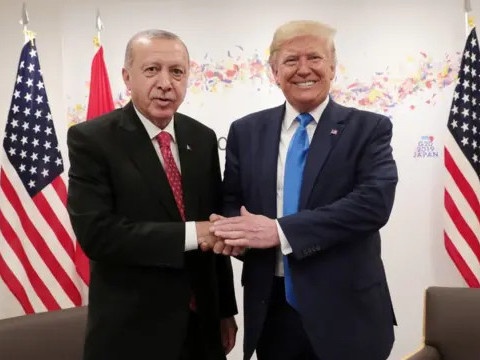 АНУ-ын Ерөнхийлөгч Д.Трамп, Туркийн Ерөнхийлөгч Эрдогантай "Украины дайныг зогсоох" талаар ярилцжээ