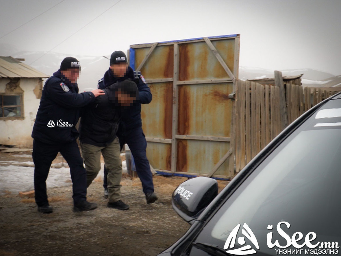 Согтуурсан үедээ бусдын аминд хүрсэн хоёр хэрэг гарчээ