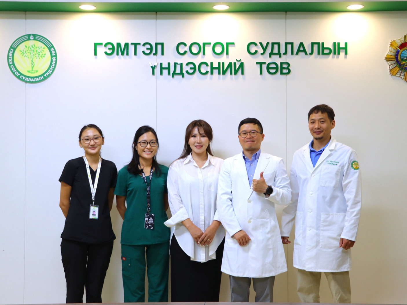 Тайванийн Цэргийн эмнэлгийн эмч ГССҮТ-д ажиллаж, эрчимт эмчилгээний чиглэлээр сургалт хийжэ