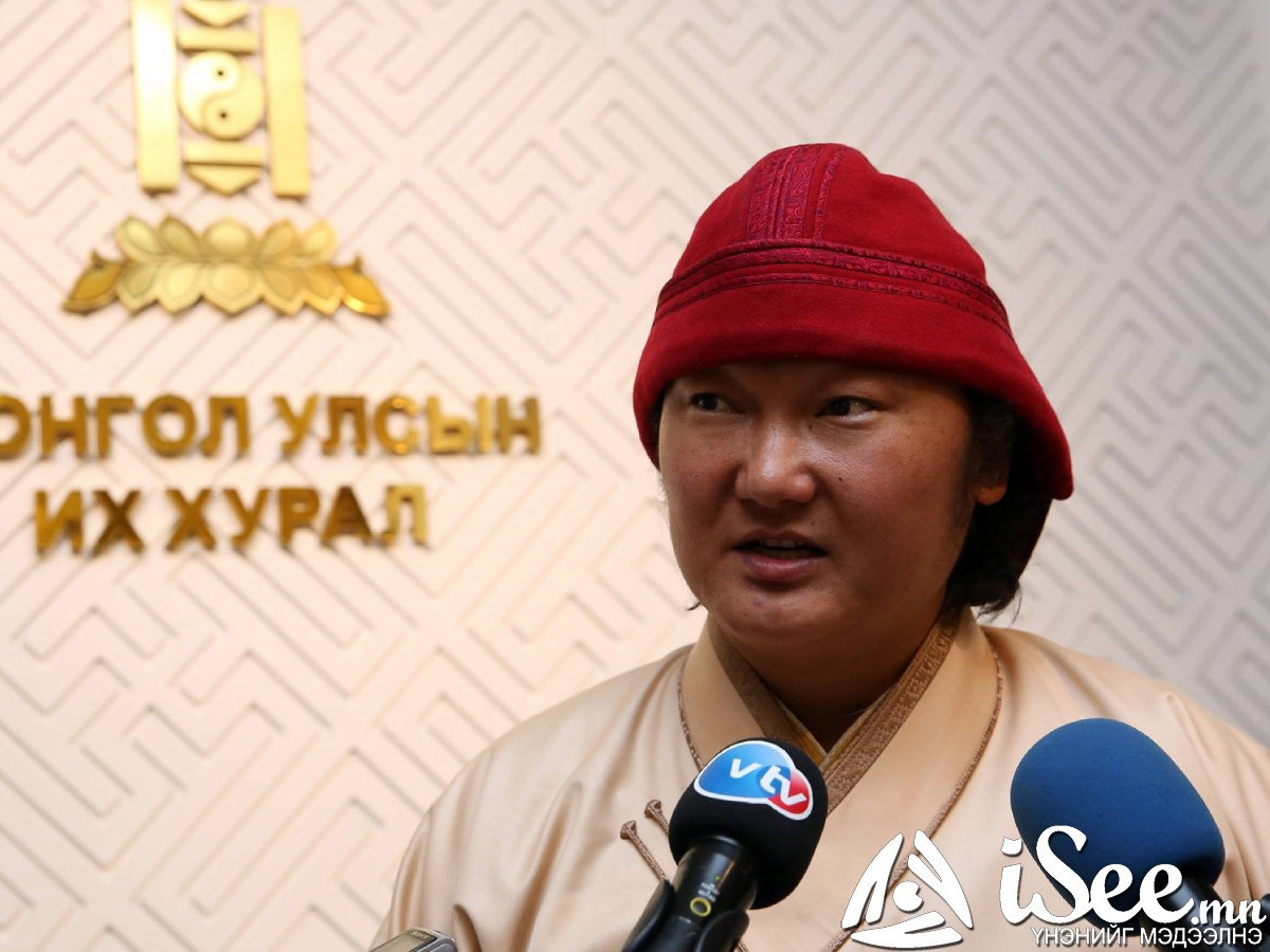 МУГЖ С.Жавхланг Увс аймгийн 100 жилийн ойгоор Ардын жүжигчин цол, тэмдгээр шагнахаар болжээ