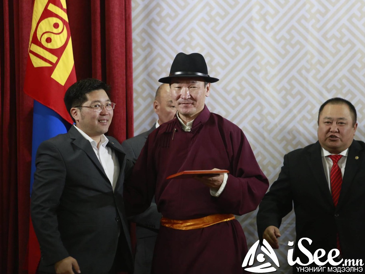 "Босоо" С.Ганбаатарыг АТГ-аас Эрүүгийн хэргийн гурван зүйл ангиар яллагдагчаар татан, шалгаж дуусчээ