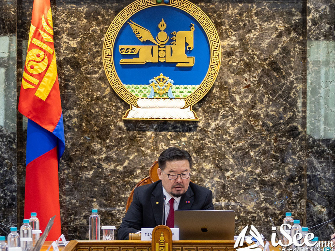 Засгийн газрын ээлжит хуралдаан үргэлжилж байна 