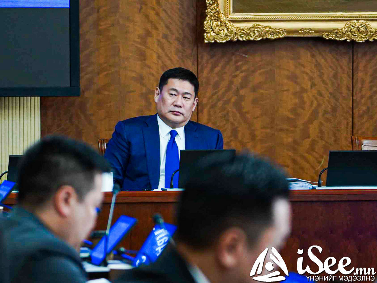 ШУУРХАЙ: Л.Оюун-Эрдэнэ намын даргаас буух өргөдлөө өгөхөд бэлэн гэдгээ мэдэгджээ