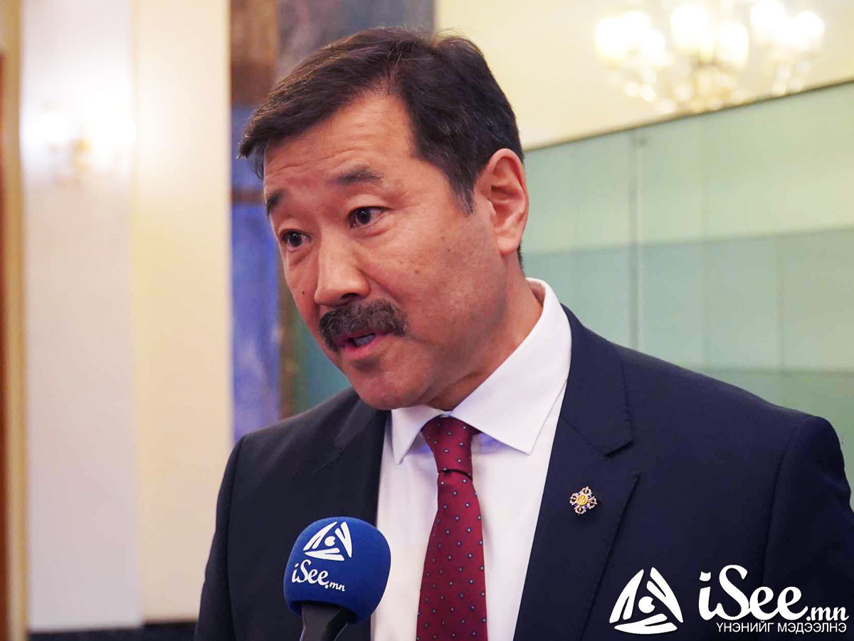 Ж.Бат-Эрдэнэ: Өмнөх намын даргыг чөлөөлж, дараагийн намын даргыг сонгосон хоёр тогтоол надад байгаа. Хууль зөрчөөгүй