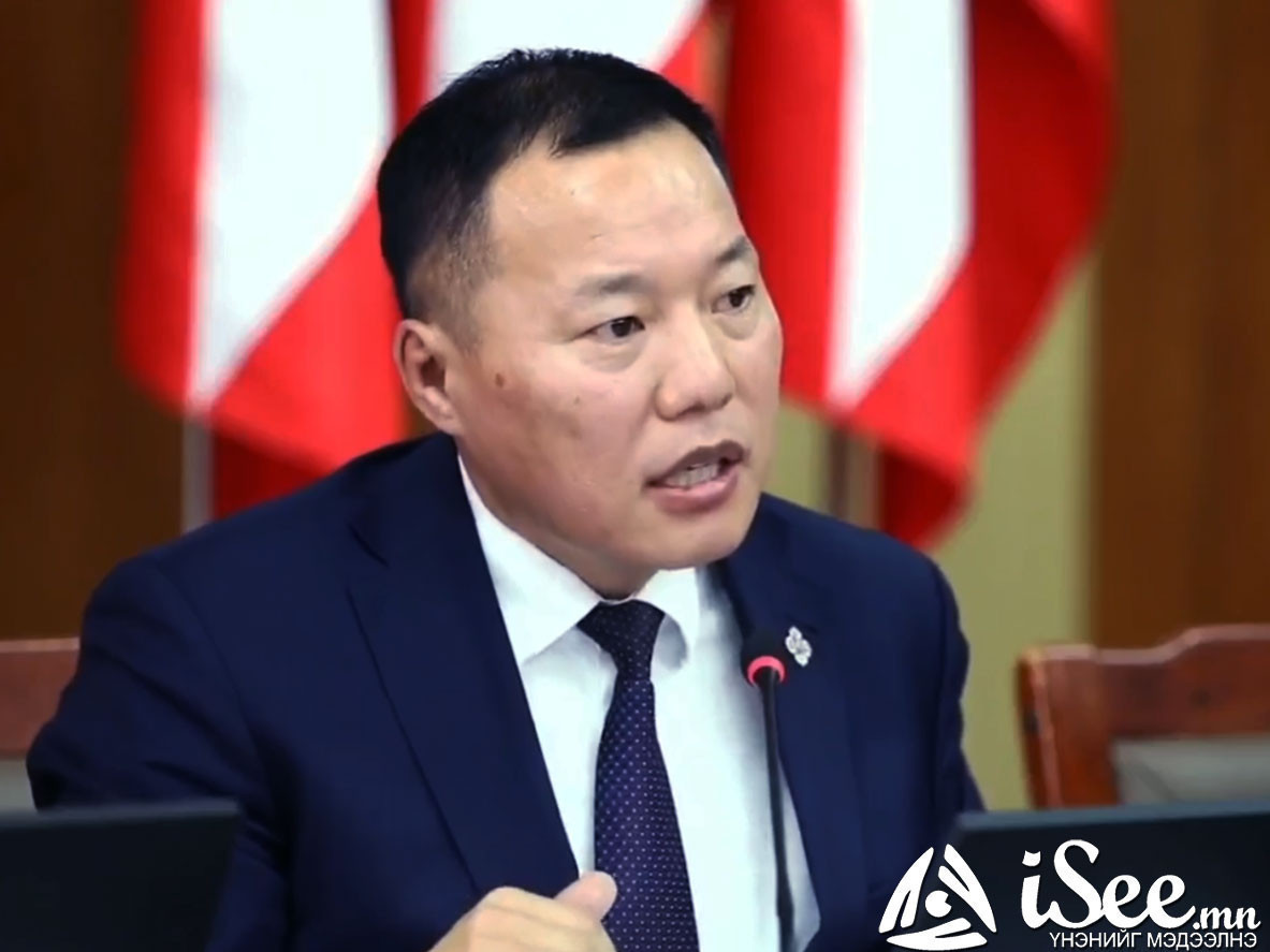 О.Цогтгэрэл: Д.Амарбаясгалан хурал удирдах эрхээ түдгэлзүүлж, Г.Занданшатар ирэх оны төсвийн төслөө эргүүлэн татахыг шаардаж байна