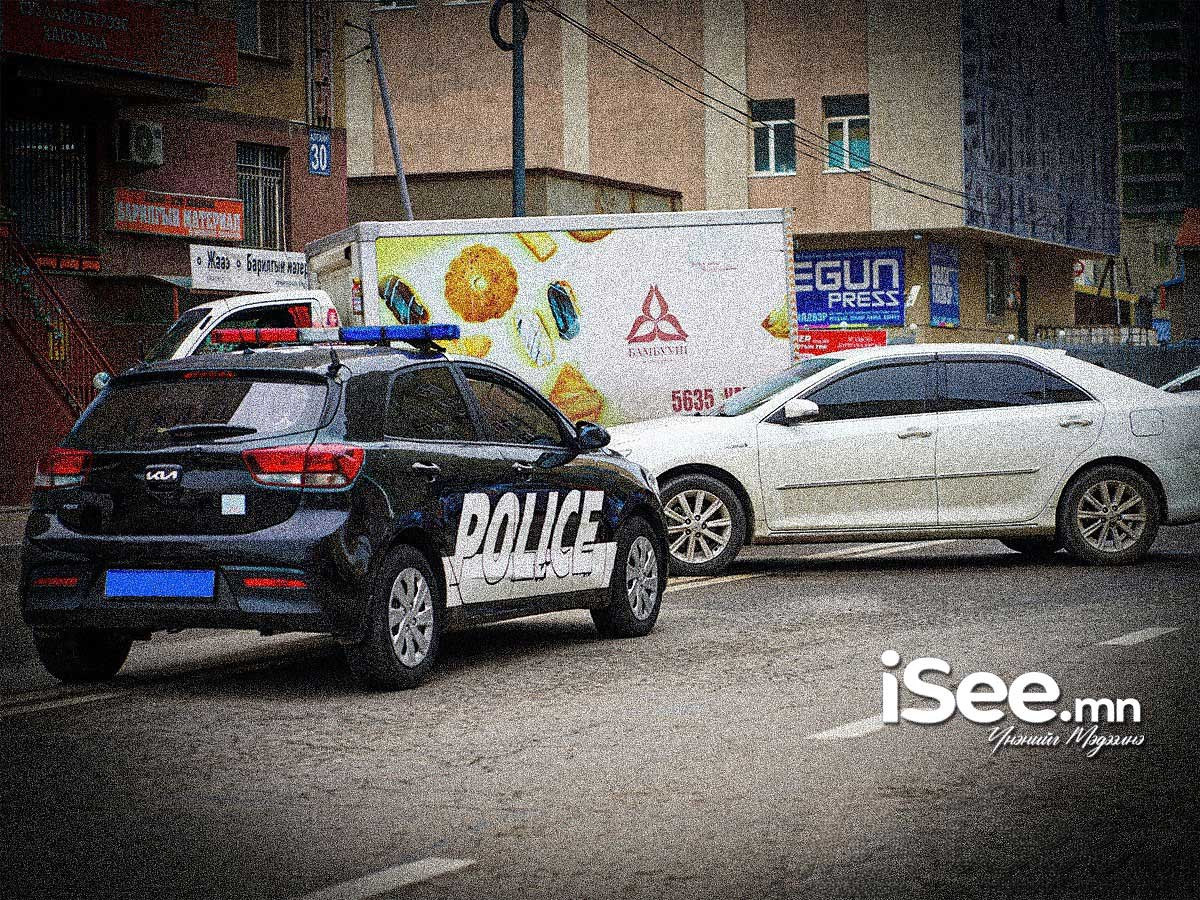 Жолоодох эрхгүй үедээ тээврийн хэрэгсэл жолоодож яваад осол гаргаж, хоёр хүн гэмтжээ