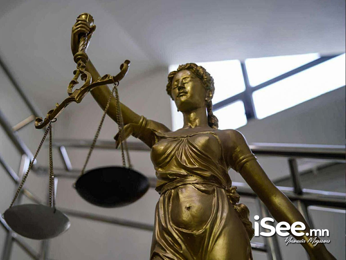 Засгийн газрыг огцруулсан УИХ-ын тогтоол Үндсэн хууль зөрчсөн гэж Цэц дүгнэлээ