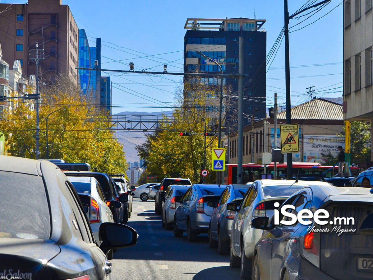 Автомашины улсын дугаарын тэгш, сондгойгоор хязгаарлалт хийхийг санал өгсөн иргэдийн 73 хувь нь “дэмжихгүй” гэжээ