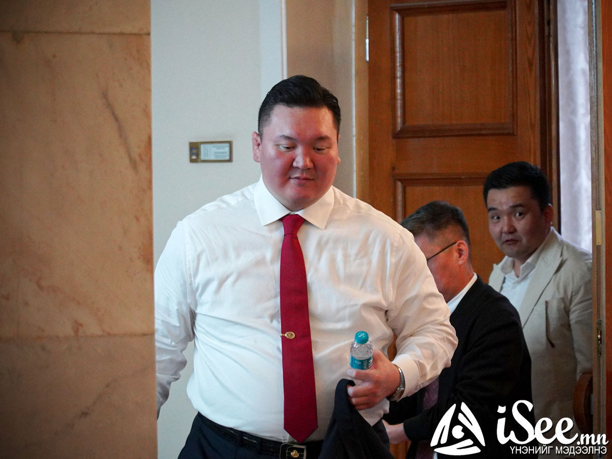 Нийгэмд сайн үлгэр дуурайлал үзүүлсэн тамирчдыг онцолдог Японы "Hero's Awards"-аар Хакүхо М.Даваажаргалыг шагнахаар болжээ