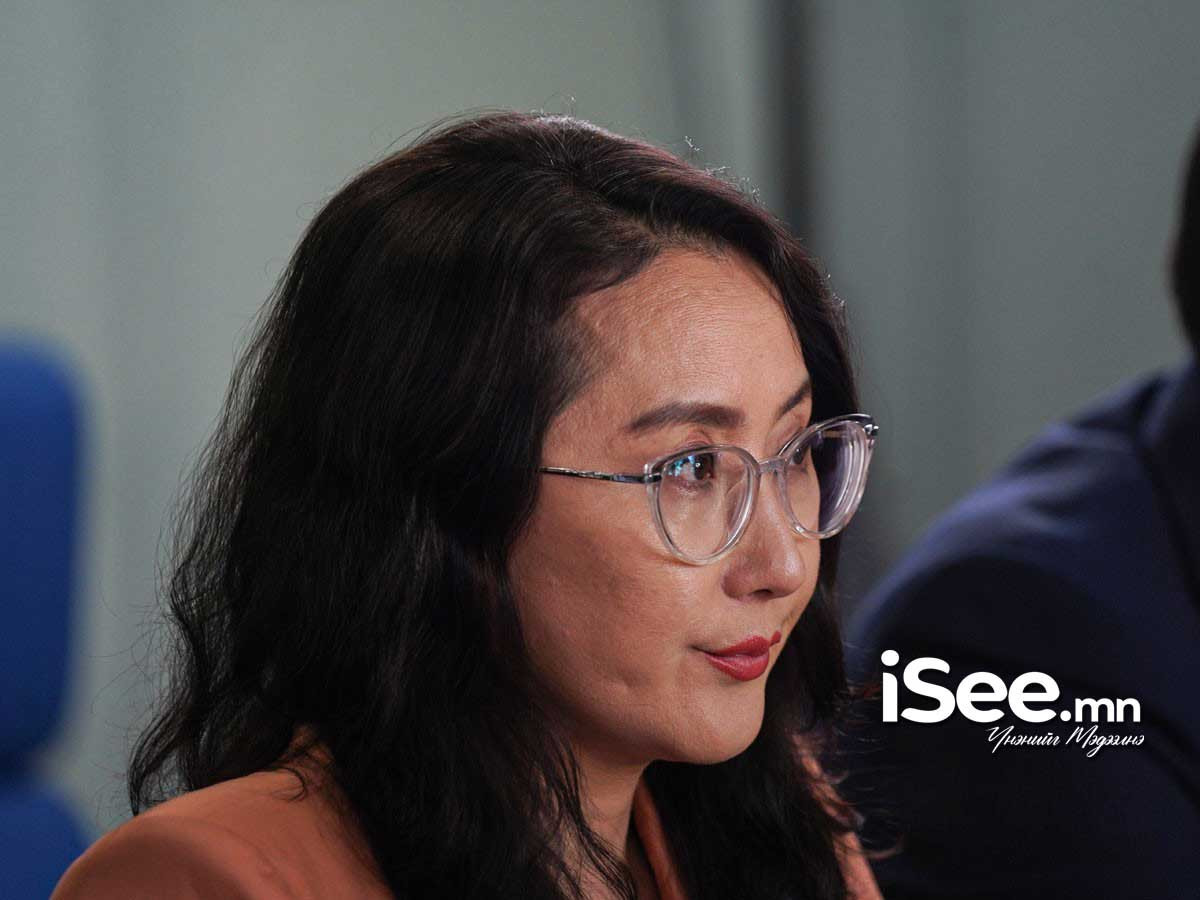 Ж.Баярмаа: Цэцийн дүгнэлт дотор "хүлээн зөвшөөрөх эсэхийг хэлэлцэхгүй" гэж байгаа. Иймд дараагийн асуудал буюу эгүүлэн татах талаар хэлэлцэх ёстой