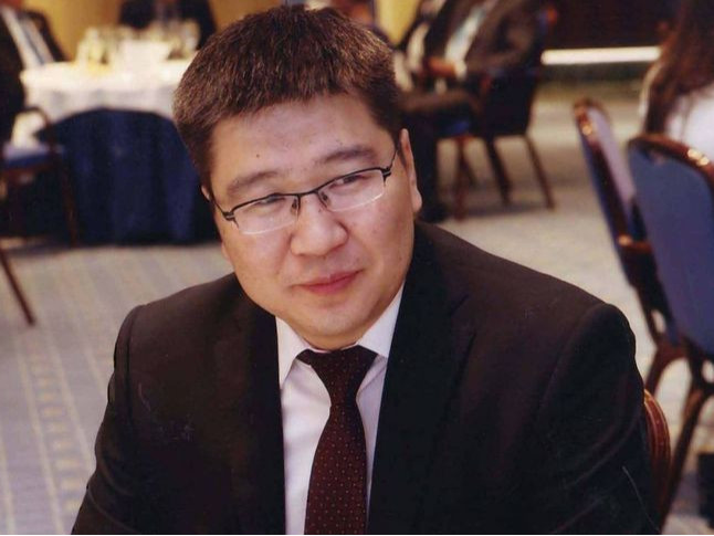 Эрчим хүчний яамны Төрийн нарийн бичгийн даргаар Б.Ерөн-Өлзийг томилжээ