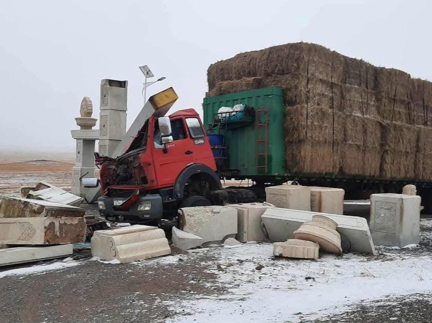 ТОДРУУЛГА: Сүхбаатар аймагт гарсан осолд хэрэг нээн шалгаж эхэлсэн бөгөөд хүний амь нас хохироогүй