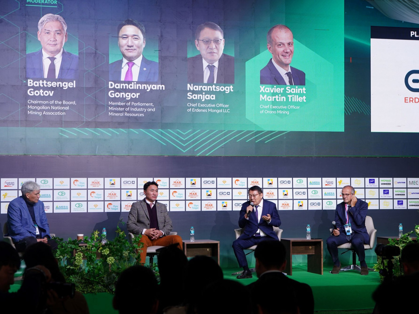 “Эрдэнэс баялгийн салбарын шинэ мөчлөг:Хөрөнгө оруулалт ба хариуцлагатай уул уурхай” салбар хуралдаанд панелистээр оролцлоо