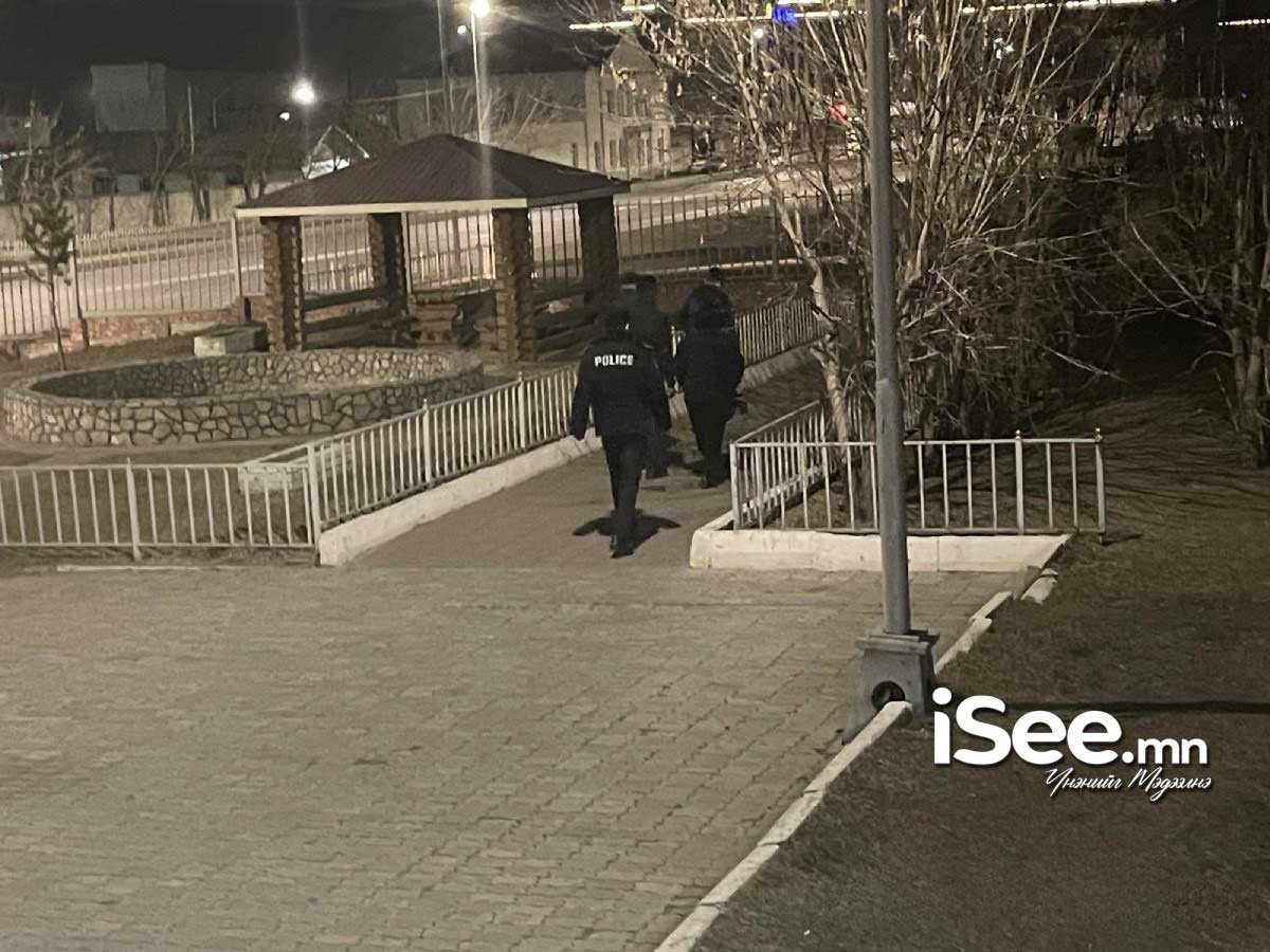 Бага насны хүүхэдтэй бэлгийн харилцаанд орсон гэх хэрэгт холбогдсон цагдаагийн алба хаагчид оноосон 12 жилийн ялыг хэвээр үлдээв