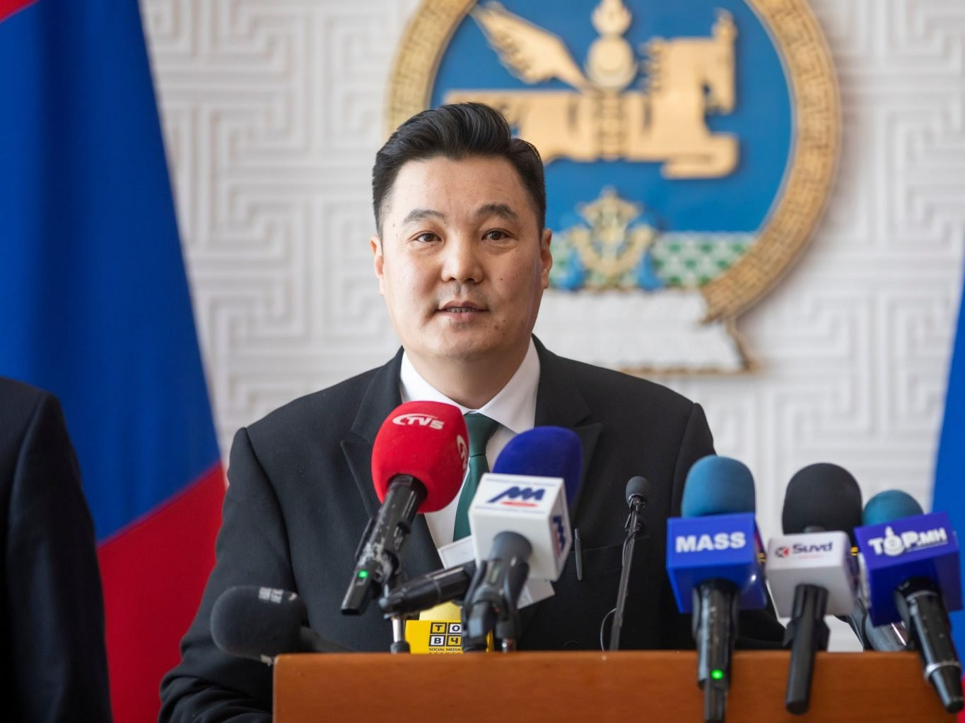 УИХ-ын гишүүн Д.Бум-Очир битүүний өдөр амардаг болох хуулийн төсөл санаачилжээ