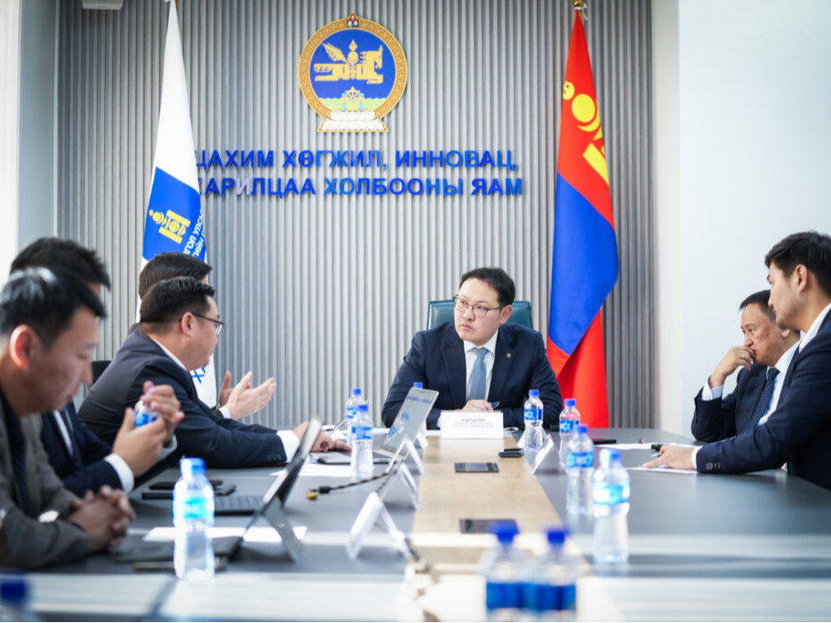 Өрхийн эмнэлгүүдийг “Эрүүл мэндийн төрөлжсөн мэдээллийн санд” холбоно