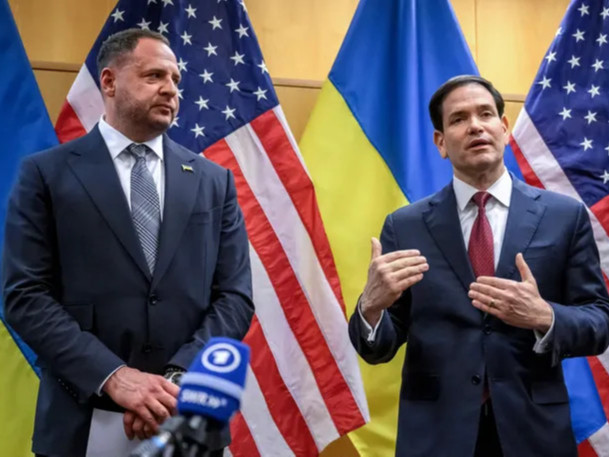 Украинд хийж буй Оросын дайныг зогсоох АНУ-ын боловсруулсан төлөвлөгөөг Женев хотноо хэлэлцжээ