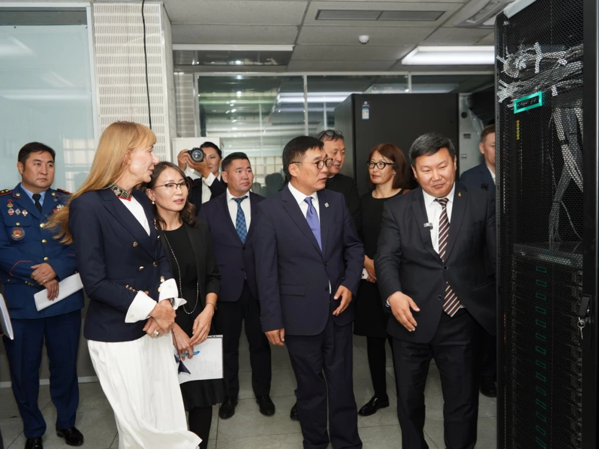 Ус цаг уур, орчны шинжилгээний салбарт шинэ үеийн супер компьютерын технологи нэвтэрлээ