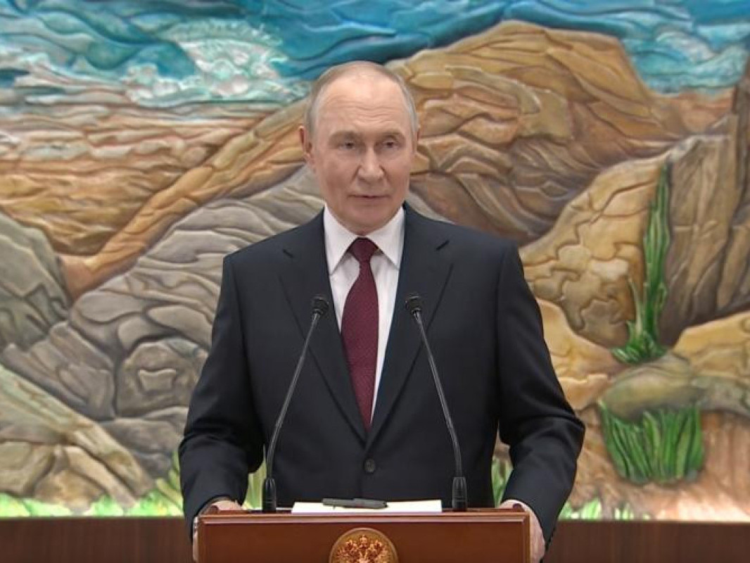 В.Путин Украины дайныг зогсоох АНУ-ын төлөвлөгөөг гэрээний төсөл биш хэлэлцэх “асуултуудын багц” гэжээ