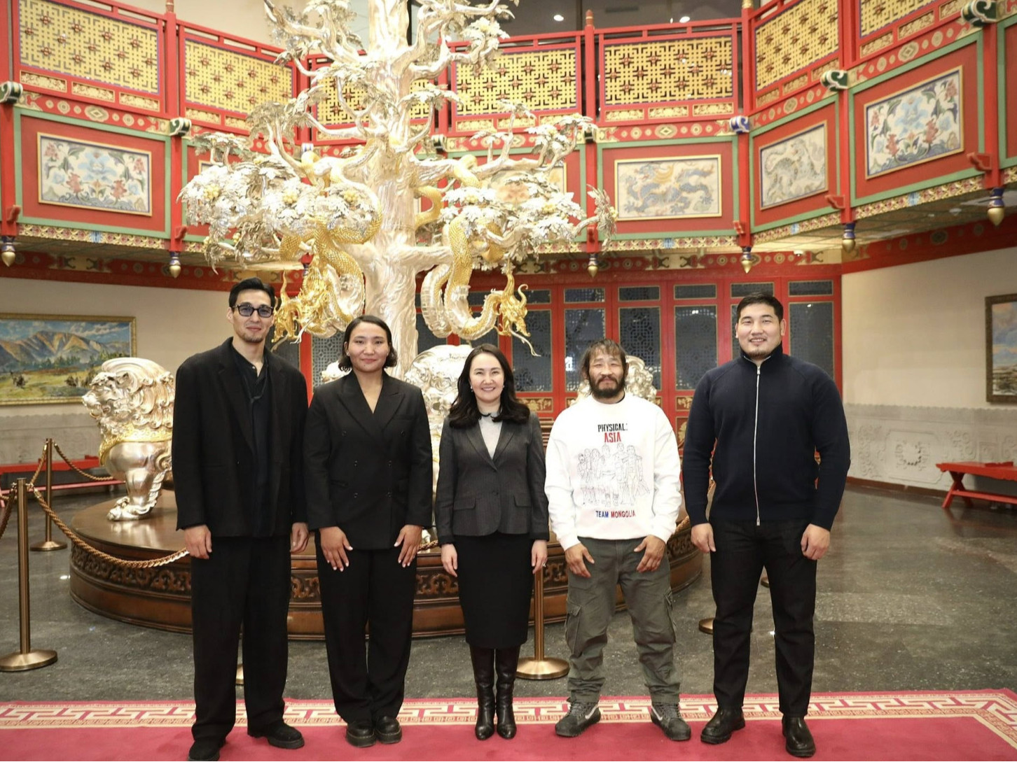 “Physical Asia" нэвтрүүлэгт оролцсон тамирчидтай аялал жуулчлалыг хөгжүүлэх чиглэлд хамтран ажиллахаар болжээ