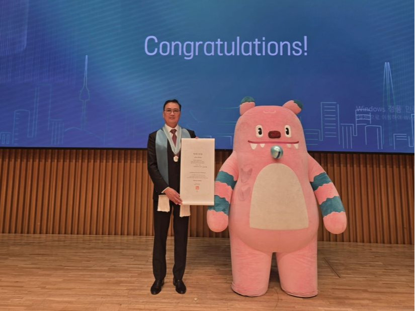 МИАТ компанийн төлөөлөгч Б.Энхбат Сөүл хотын “Хүндэт иргэн”-ээр өргөмжлөгджээ