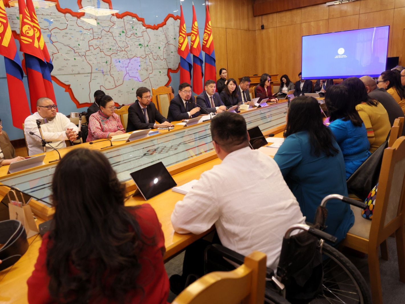 Хөгжлийн бэрхшээлтэй иргэний хөдөлмөр эрхлэлтийг дэмжих дэд сангийн үйл ажиллагааг шалгуулах хүсэлтийг Ерөнхий сайдад тавилаа