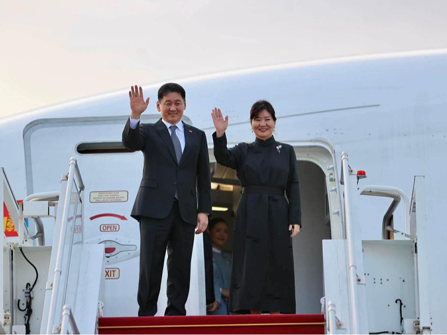 Монгол Улсын Ерөнхийлөгчийн Гэгээн Ширээт Улсад хийсэн төрийн айлчлал өндөрлөлөө