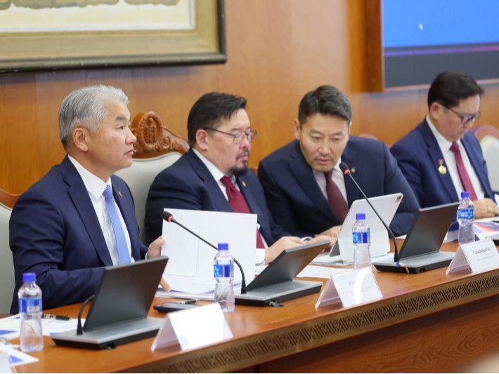 Эдийн засгийн хөгжлийн зөвлөл “Эдийн засгийн эрх чөлөөний тухай хууль”-ийн төслийг хэлэлцжээ