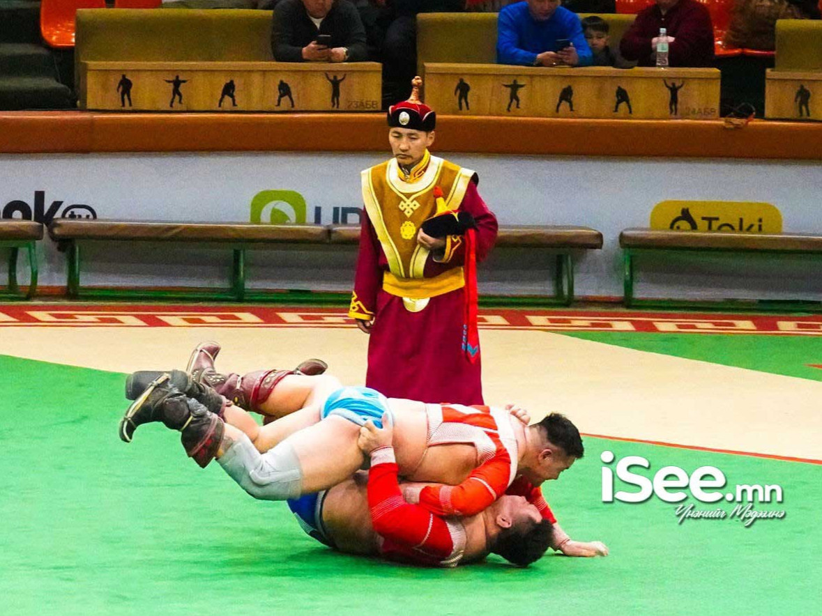 Ардчилсан хувьсгалын 35 жил, Ардчиллын төлөөх намууд нэгдсэний 25 жилийн ойд зориулсан улс, аймгийн алдар цолтой 128 бөхийн барилдаан 13 цагт эхэлнэ