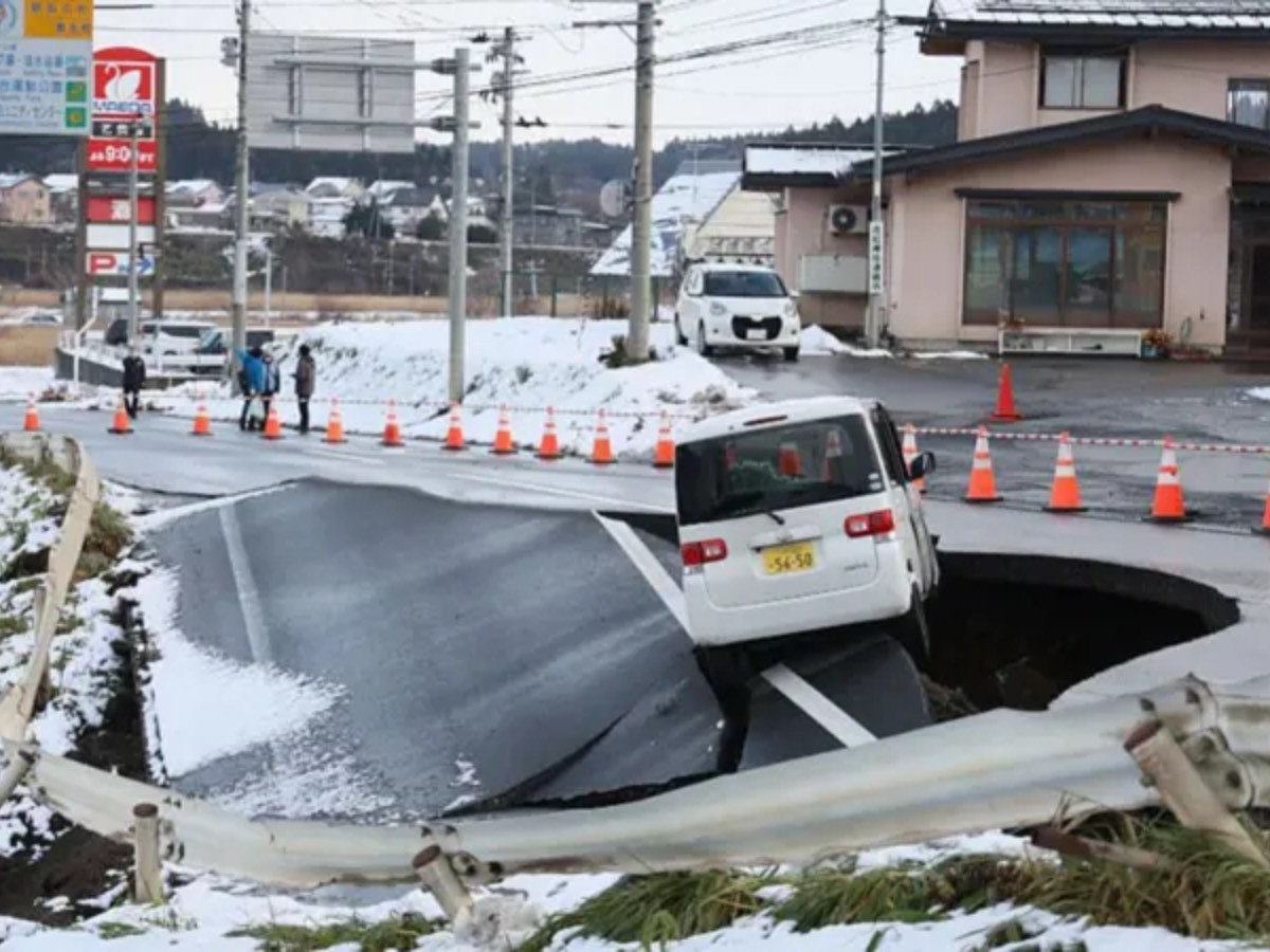 Японд өнөөдөр 6.7 магнитудын хүчтэй газар хөдлөлт болж, 6 мянган хүнийг нүүлгэн шилжүүлэх мэдэгдэл хүргүүлжээ