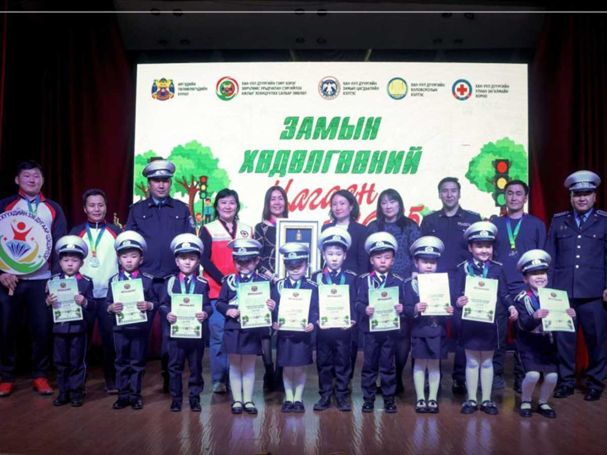 Хан-Уул дүүргийн СӨБ-ын сургуулиудын дунд "Замын хөдөлгөөний цагаан толгой 2025" тэмцээн зохион байгуулагдлаа