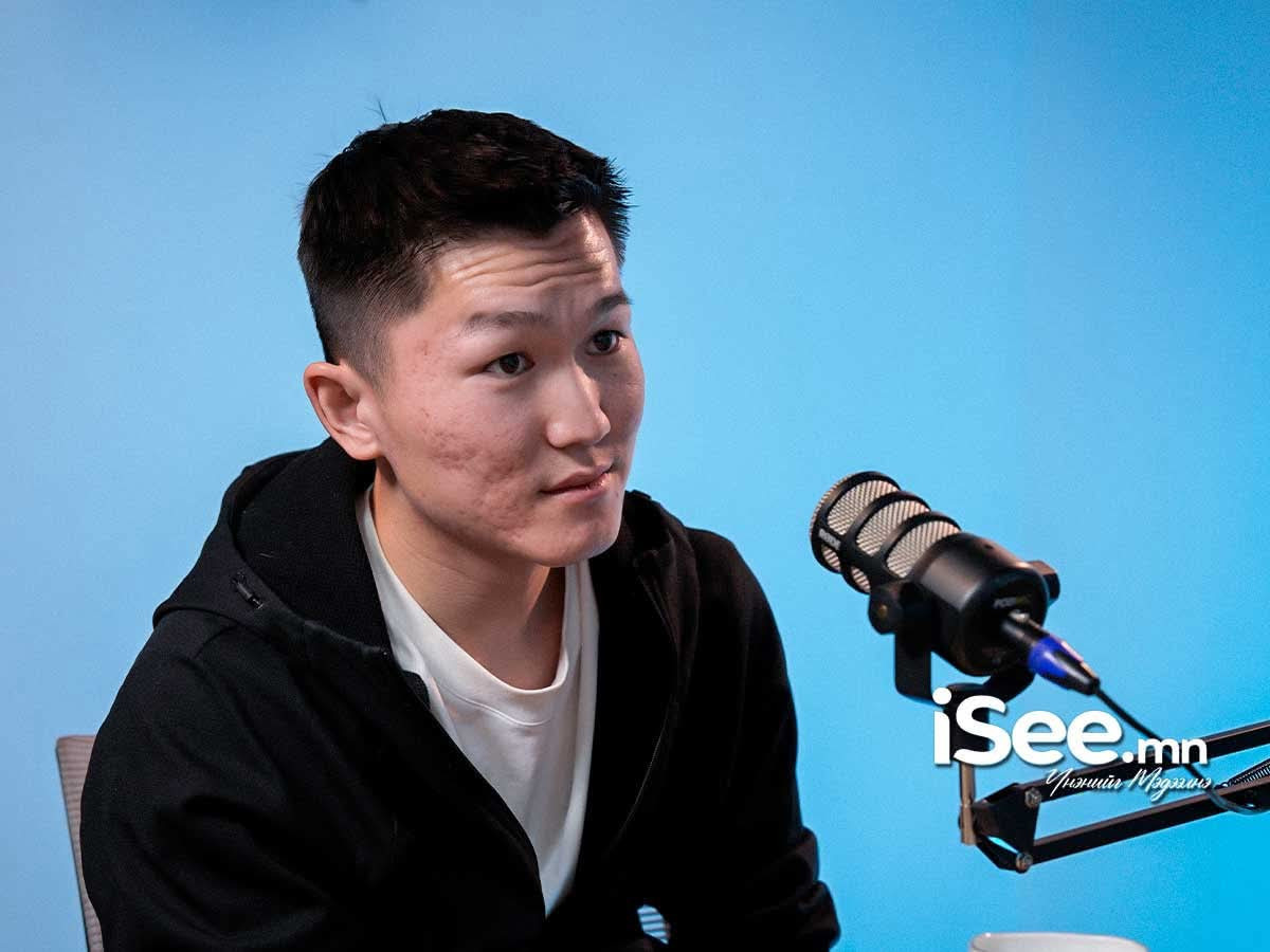 О.Уламсайхан: Цаг хугацааг ухраагаад "Чи ийм зовлон үзнэ, дахиад хийх үү" гэвэл "үгүй" гэж хэлнэ