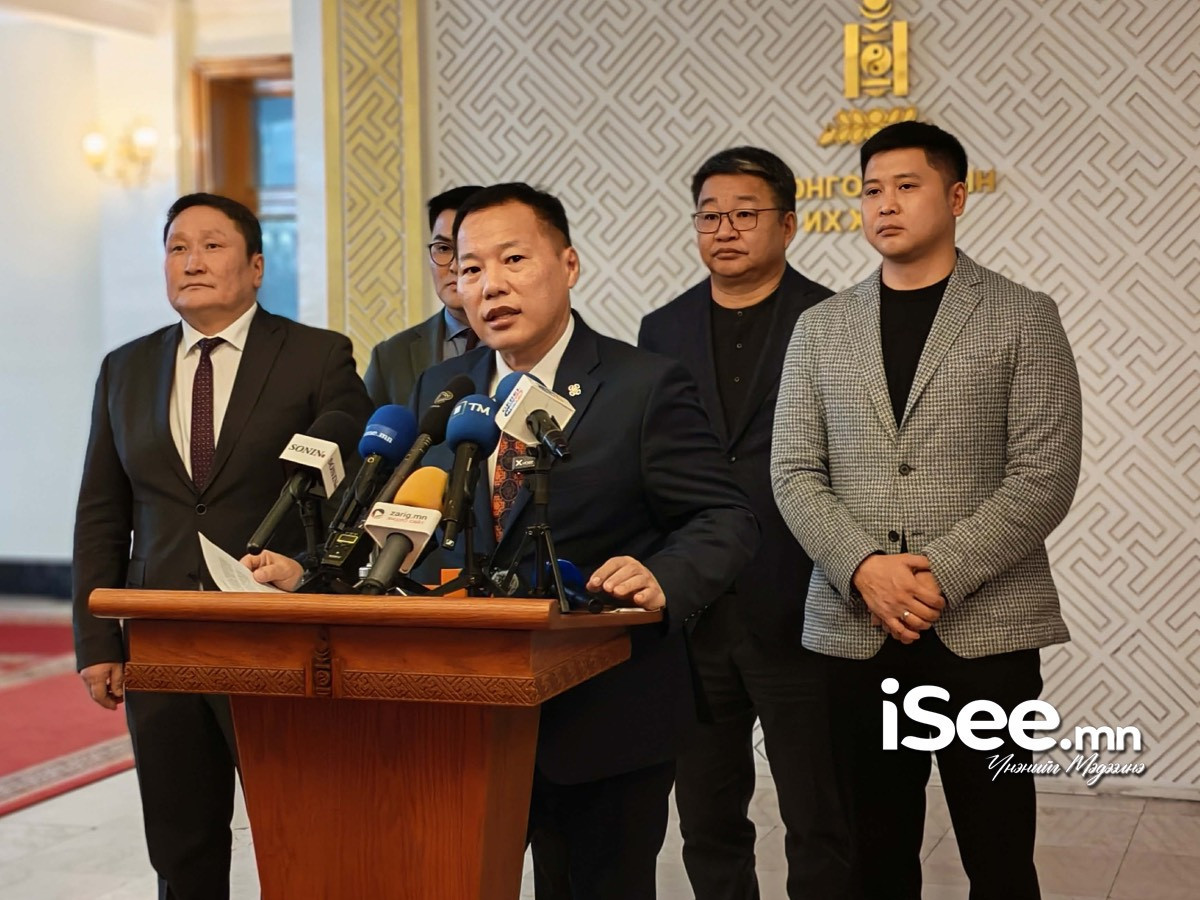 АН-ЫН БҮЛЭГ: Дэд сайд нарын томилгоог цуцлахгүй бол Засгийн газрыг огцруулах асуудлыг дэвшүүлнэ 