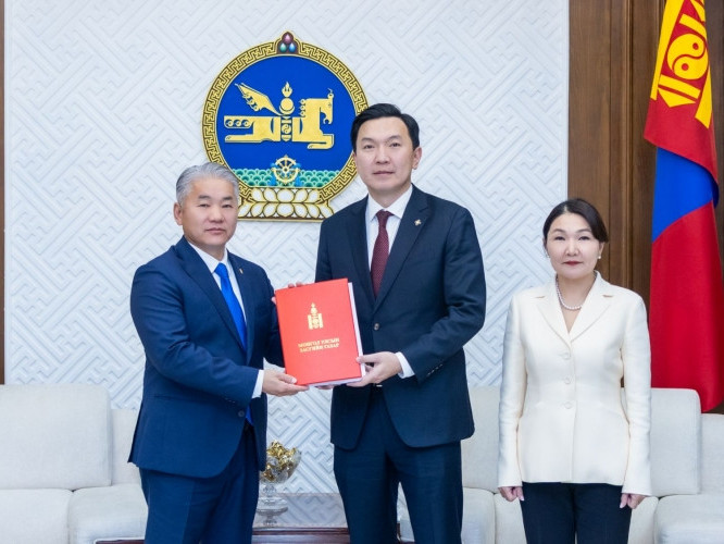 Эдийн засгийн эрх чөлөөний тухай хуулийн төслийг өргөн мэдүүлэв