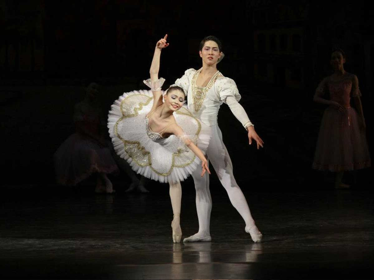 Гавьяат жүжигчин О.Анужин "Пахита" болон "Шопениана" балетад тоглоно